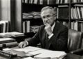 A frase do economista Milton Friedman que desmascara promessas irreais: "Não existe almoço grátis."