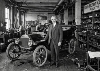 "O dinheiro deve vir como resultado do trabalho, e não antes do trabalho": A frase de Henry Ford que explica o verdadeiro foco do profissional de sucesso