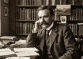 Nietzsche, filósofo alemão: “No amor existe sempre um pouco de loucura, assim como há razão na loucura.”