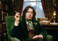 Oscar Wilde, escritor e poeta irlandês: “Um homem pode viver feliz com qualquer mulher, desde que não a ame.”