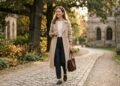 A febre do estilo Quiet Luxury: como usar peças clássicas sem logomarcas para montar looks elegantes com cara de herdeira milionária