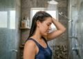 Claudia Bernárdez, dermatologista: “Assim que o cabelo fica sem volume ou causa coceira, mesmo que mínima, precisa ser lavado praticamente todos os dias.”