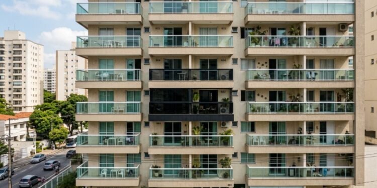 As limitações prediais não têm o propósito de anular a liberdade individual do adquirente.