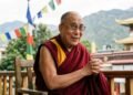 Dalai Lama, líder espiritual tibetano: “A felicidade não é algo pronto. Ela vem de suas próprias ações.”
