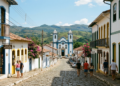 Fundada em 1727 durante o ciclo do ouro, a cidade preserva casarões e igrejas coloniais, uma festa de mais de 200 anos e mais de 80 cachoeiras
