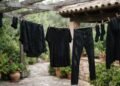 Como lavar roupas pretas sem que desbotem: erros a evitar