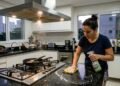 Antes de usar aromatizador, faça estes cuidados para tirar o cheiro de fritura da cozinha e evitar que ele volte