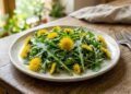 Dente-de-leão no prato: como colher e higienizar as folhas amargas e as flores amarelas dessa planta medicinal rica em nutrientes
