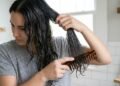 5 leave-ins da Widi Care, Lola Cosmetics e Salon Line para quem quer controlar o frizz e facilitar a finalização