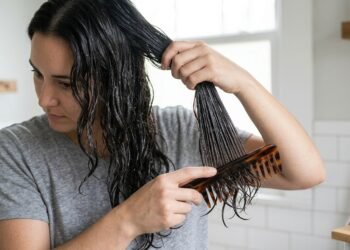 5 leave-ins da Widi Care, Lola Cosmetics e Salon Line para quem quer controlar o frizz e facilitar a finalização