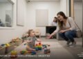 Uma única avaliação de apego não determina a trajetória social da criança, alertam especialistas em desenvolvimento infantil; saiba o motivo