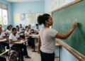 Dizer “vou ir” durante uma conversa: por que essa construção não é simplesmente um erro, segundo linguistas, o que a gramática explica sobre locuções verbais e quando escolher outra forma