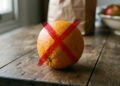 Adeus, laranja: essa fruta de cor roxa e polpa cítrica tem 60 vezes mais vitamina C que os frutos comuns e sabor de cereja refrescante