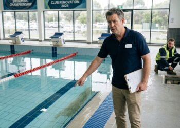 Clube esportivo manda reformar piscina antes de campeonato, enche estrutura na semana da competição e percebe perda de milhares de litros de água por dia