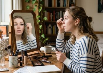 5 máscaras de cílios da Vult, Maybelline e Boca Rosa para quem quer mais definição e volume no olhar