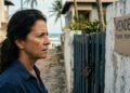 Casal permite que amigos morem em casa de praia apenas para conservar o imóvel, não cobra aluguel durante 12 anos e continua pagando impostos; problema começa quando decide vender e moradores se recusam a devolver as chaves
