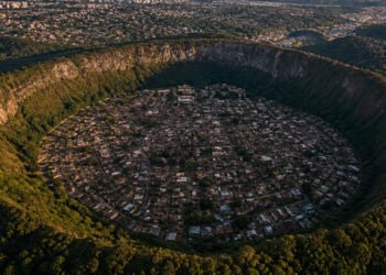 Bairro paulistano dentro da Cratera de Colônia