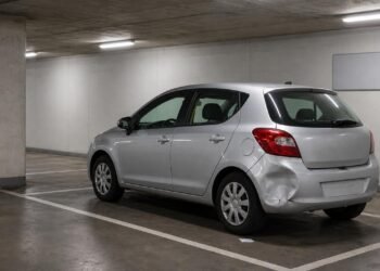 Dano em carro parado no shopping pode gerar dever de indenização.