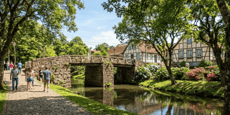 A Cidade das Flores onde se viaja da Alemanha ao Japão: casas alemãs do século XIX e a maior colônia japonesa do Sul na mesma rua