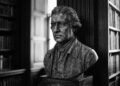 A reflexão de Edmund Burke sobre a omissão: "A única coisa necessária para o triunfo do mal é que os homens bons não façam nada"