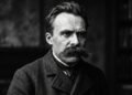 A citação do dia de Friedrich Nietzsche: "E aqueles que foram vistos dançando foram julgados insanos por aqueles que não podiam ouvir a música."