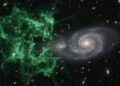 Cientistas explicam como mancha verde revela a luz de um quasar que já havia desaparecido no espaço profundo após milhares de anos de análise