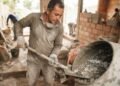 Concreto leve com poliestireno reduz o peso da obra, mas especialistas em construção alertam que a mistura exige cuidados que muitos ignoram