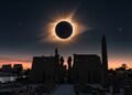 Eclipse solar de 2027 vai escurecer os templos de Luxor por mais de seis minutos