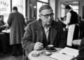 A frase de Jean-Paul Sartre sobre o peso da liberdade: "O homem está condenado a ser livre."