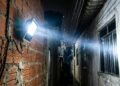 luz do vizinho incomoda