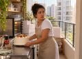 Transformar a varanda em cozinha de produção pode esbarrar na destinação residencial do prédio e no sossego dos vizinhos