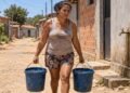 Obra registrada como concluída não prova que a água chega à torneira: o bairro pode seguir dependendo de balde