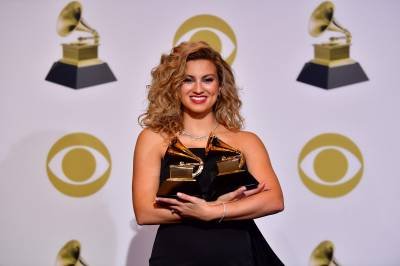 Tori Kelly for the Gospel Album award poses in the press room during the 61st Annual Grammy Awards on February 10, 2019, in Los Angeles.  / AFP / Frederic J. BROWN -  (crédito: FREDERIC J. BROWN)