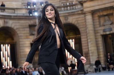 Camila Cabello se manifesta após retorno do Fifth Harmony