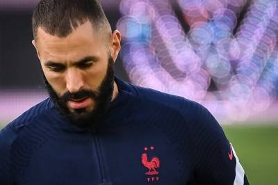 França confirma lesão e o corte de Karim Benzema da Copa do Mundo