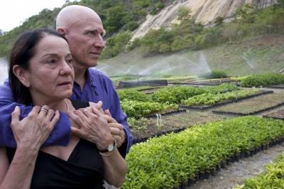 Casal reflorestou trecho da Mata Atlântica, que estava reduzido a pasto
