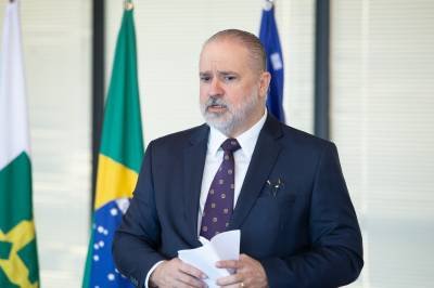 Procuradores receberam mais de R$ 400 mil em dezembro