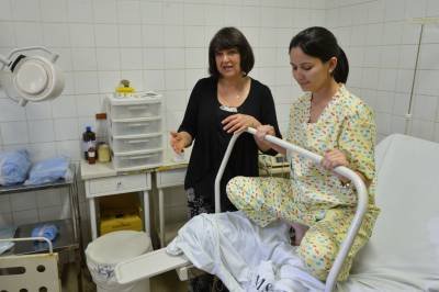 10/04/2014. Crédito: Gustavo Moreno/CB/D.A Press. Brasil. Brasília - DF. Janet Balaskas, obstetra inglesa durante visita a Casa de Parto em São Sebastião.
