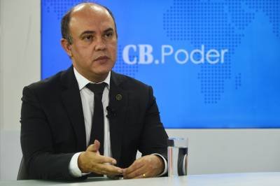 Edvandir Felix de Paiva, presidente da Associação Nacional dos Delegados de Polícia Federal (ADPF), é o entrevistado do CB.Poder desta segunda-feira